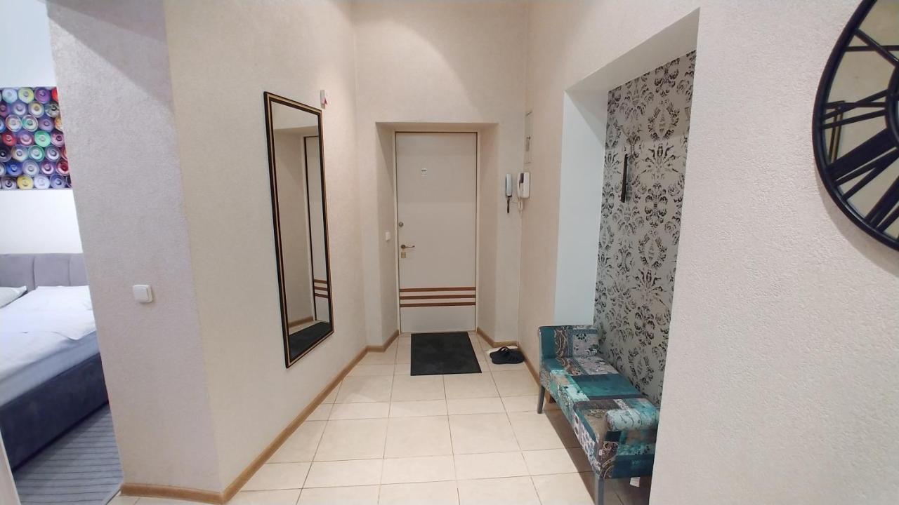 Квартира С Террасой, Крещатик 29, Бессарабка Kyiv Exterior photo
